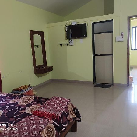 Swarajya Villa Nagaon  Kültér fotó