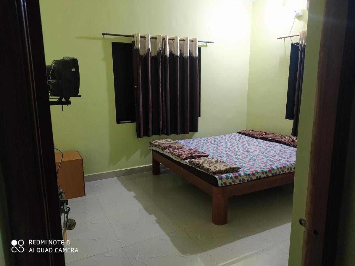 Swarajya Villa Nagaon  Kültér fotó